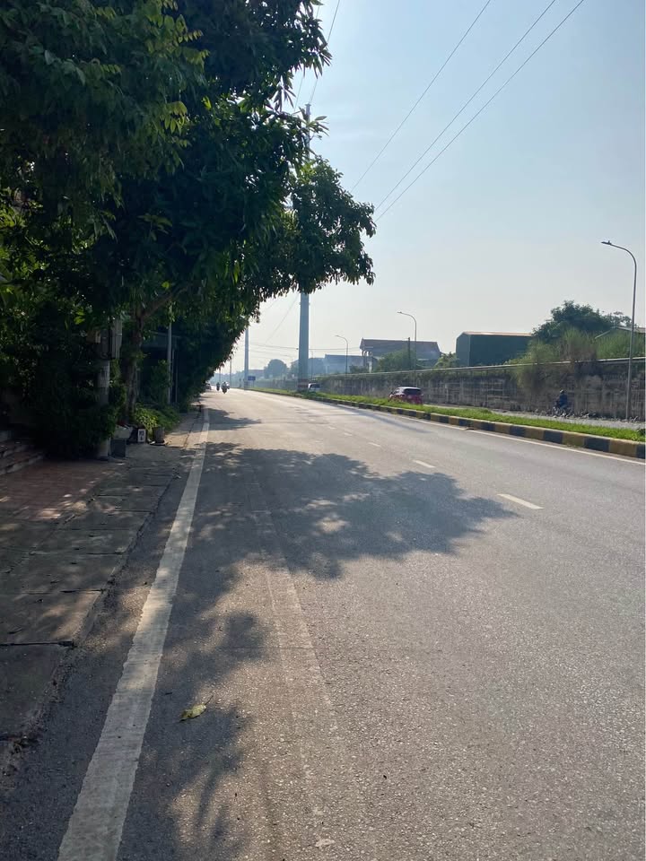 Đất mặt đường Nguyệt Cư, Tiên Cát 54.7m² giá chỉ 3 tỷ - Vị trí đắc địa, thuận lợi kinh doanh!