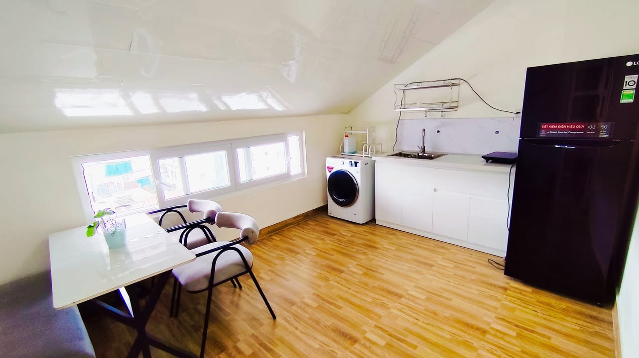 Căn hộ cho thuê 21 Huyền Trân Công Chúa, Đà Lạt 1 phòng ngủ giá 5.5 triệu - View rừng thông cực chill!