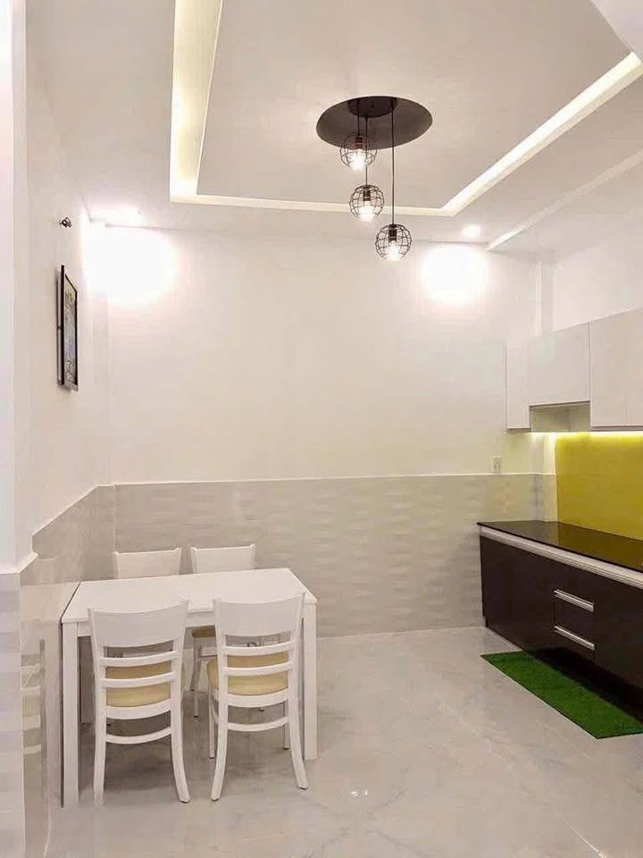 Nhà nguyên căn cho thuê tại Lê Đức Thọ, Gò Vấp 31.7m² chỉ 10 triệu/tháng - Hẻm xe hơi rộng rãi