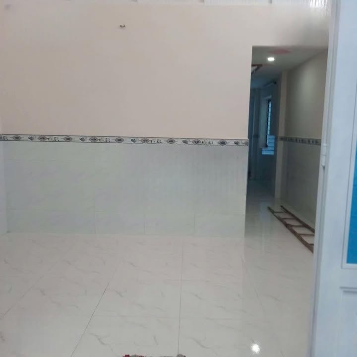 Cho thuê nhà nguyên căn Hoàng Văn Thụ, Tân Bình 40m² giá 10 triệu - Nhà mới sạch sẽ, an ninh!