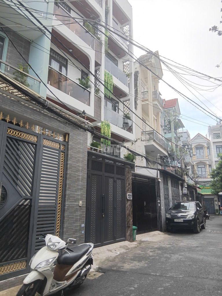 Nhà 4 Tầng - 101m² Đường Xe Tải - Khu Víp Quận 12 - Giá 6.55 Tỷ