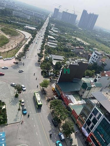 Căn hộ CC Blue Thành Trung Trâu Quỳ 75m² giá 5.1 tỷ - Lô góc, view phố và hồ tuyệt đẹp!