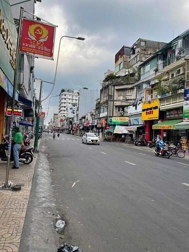 Bán nhà mặt tiền Trần Hưng Đạo Q5, 86m² giá 24.9 tỷ - Kinh doanh đỉnh cao!