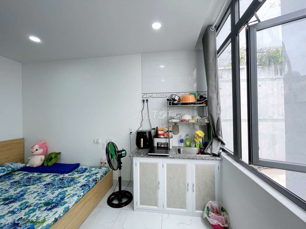 Phòng trọ cho thuê 30m² tại Phú Nhuận - Thang máy, giá chỉ 5.5 triệu!
