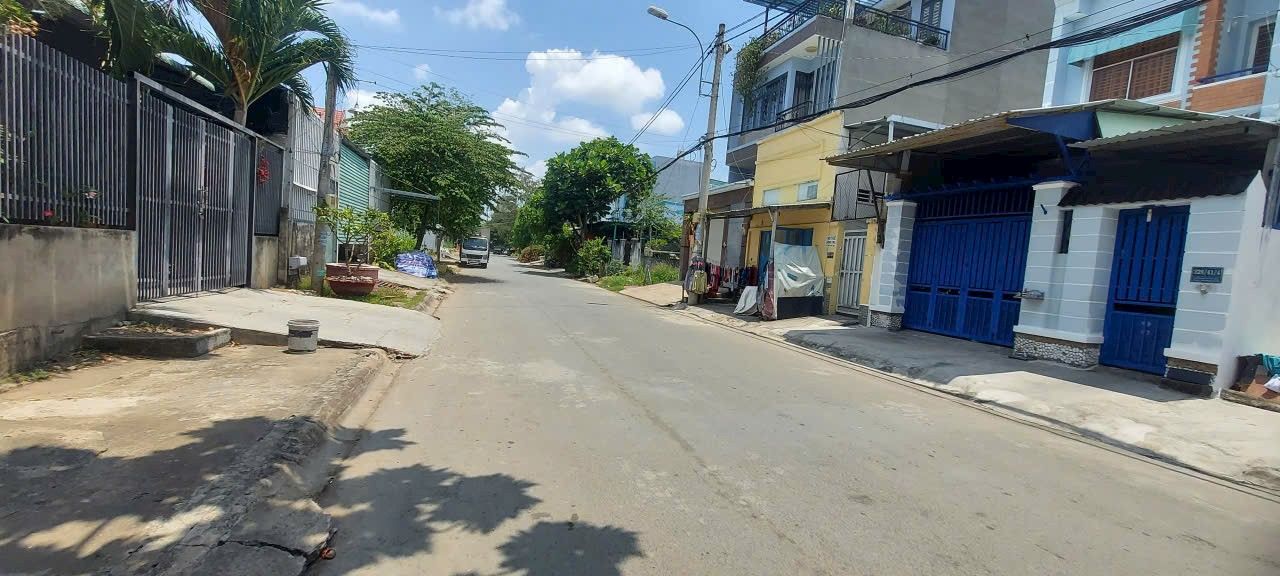 Đất nền xã Long Thới, Nhà Bè 220m² giá 7.35 tỷ - Cơ hội đầu tư hấp dẫn!