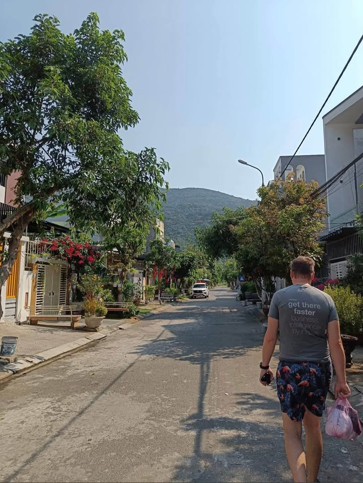 Đất đẹp bán gấp tại Sơn Trà Đà Nẵng 90m² giá 8,5 tỷ - Vị trí phong thủy hiếm có!