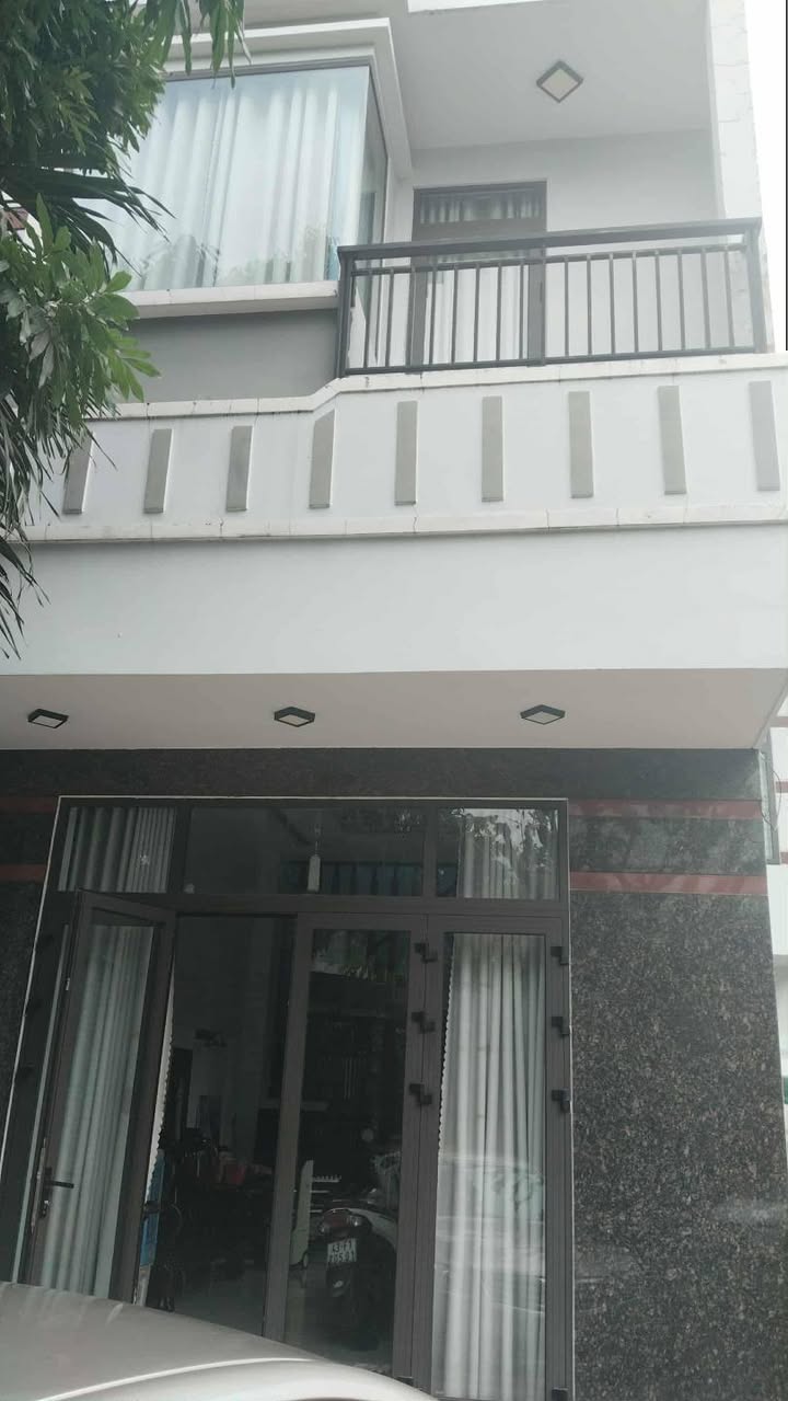 Nhà 3 tầng đường Nguyễn Như Hạnh, Đà Nẵng, 101m² giá 6 tỷ - Chính chủ bán gấp!