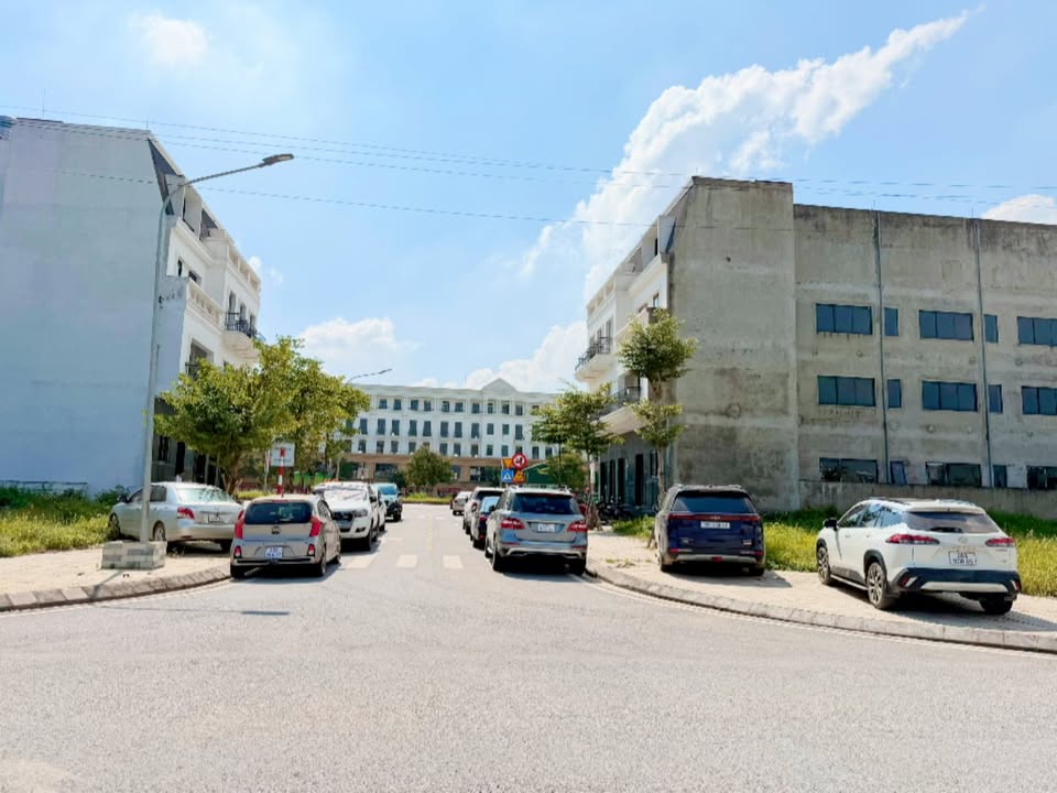 Đất nền khu đô thị Yên Bình Xanh Phổ Yên 100m² giá 2.5 tỷ - Đầu tư sinh lời ngay!