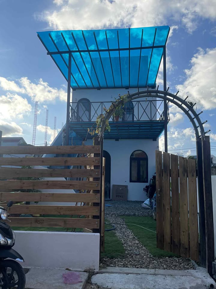 Nhà cho thuê đường Hoàng Sa, Mân Thái, Đà Nẵng 2PN - Sân vườn mát mẻ gần biển