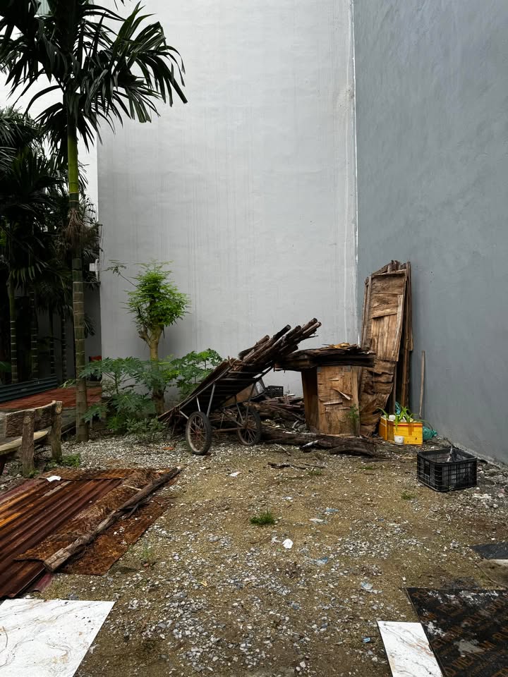 Đất mặt tiền Ngọc Thụy 88m² giá 8.8 tỷ - Đầu tư sinh lời ngay!