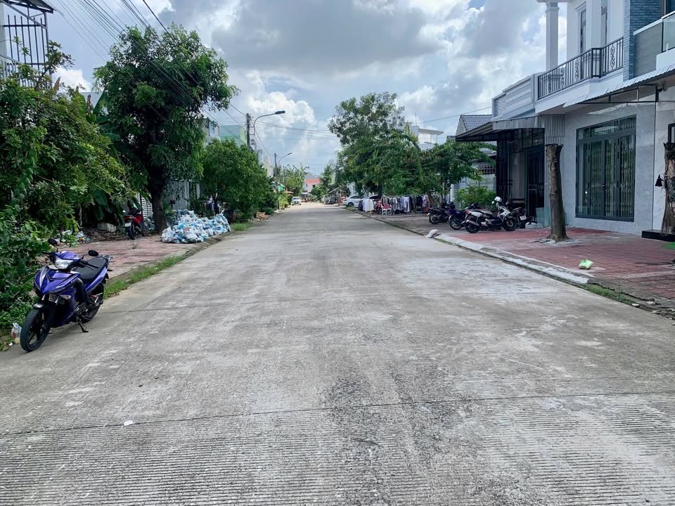 Đất nền 2 mặt tiền KDC Licogi An Xuyên 174m² giá 2.4 tỷ - Cơ hội đầu tư tốt!