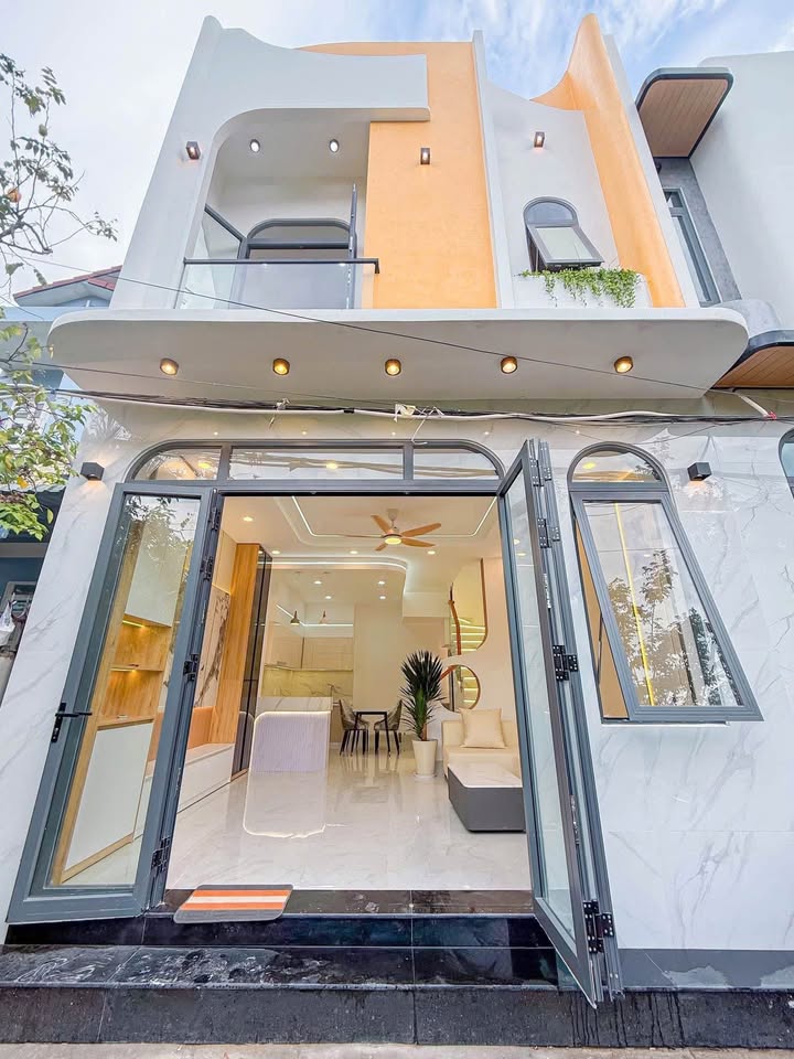 Nhà Lầu Mới Đẹp Hẻm 7 Trần Vĩnh Kiết, An Bình 42,5m² giá 2,55 tỷ - Hoàn công, nội thất đầy đủ!