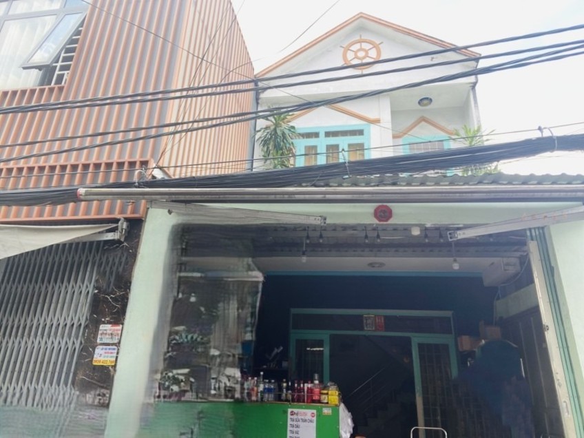 Nhà mặt tiền hẻm 88 Nguyễn Văn Quỳ 131m² giá 9.6 tỷ - Tiện cải tạo hoặc xây mới!