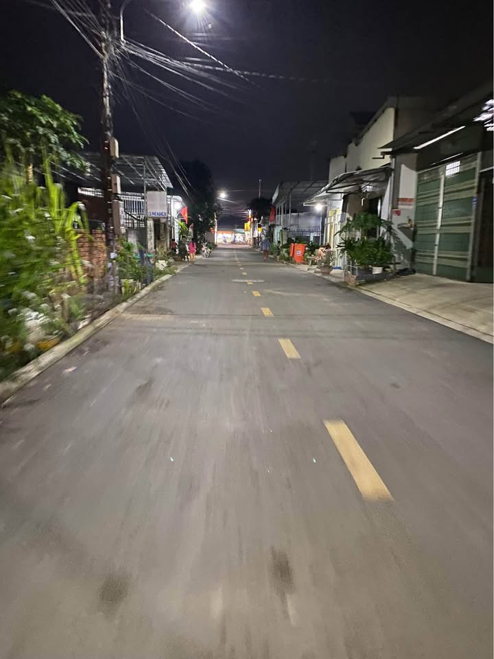 Đất mặt tiền khu phố 3, Hội Nghĩa 240m² giá 2 tỷ - Đầu tư sinh lời ngay!