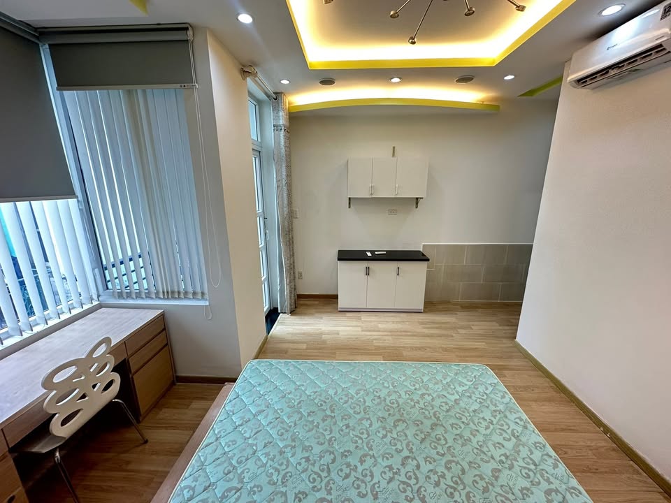 Studio Hoàng Hoa Thám 30m² - Full nội thất, yên tĩnh, giá thỏa thuận!