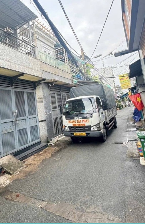 Nhà phố Thủ Đức 88m² giá 6.4 tỷ - Hẻm xe hơi, 2 tầng, tiện ích đầy đủ!