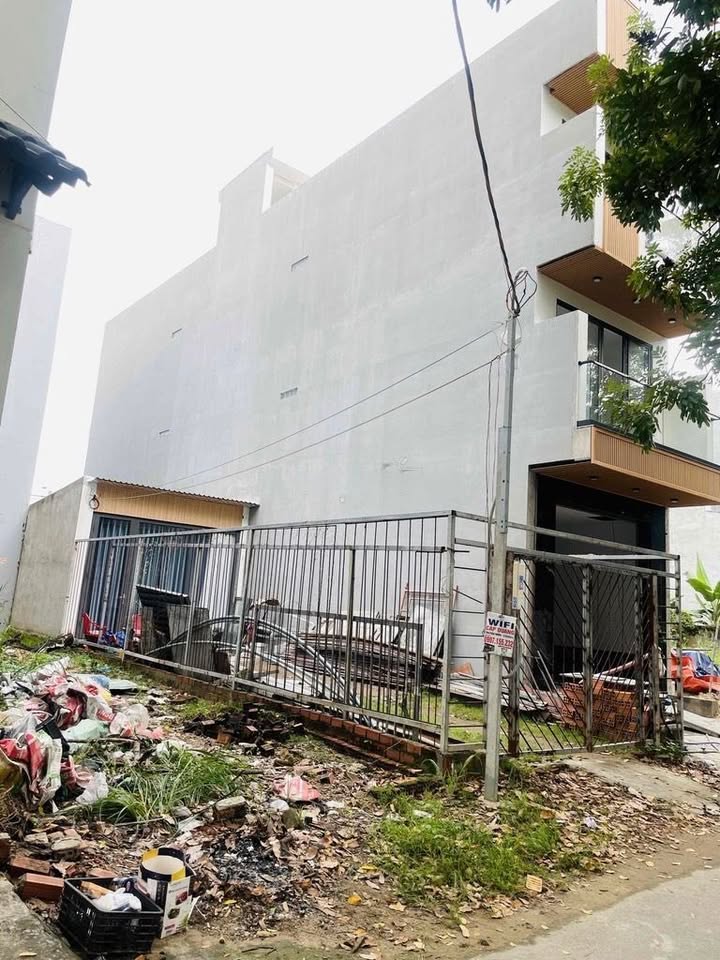 Đất mặt tiền hẻm Võ Văn Hát, Long Trường, Quận 9 - 107.8m² - Vị trí đẹp, tiềm năng kinh doanh!