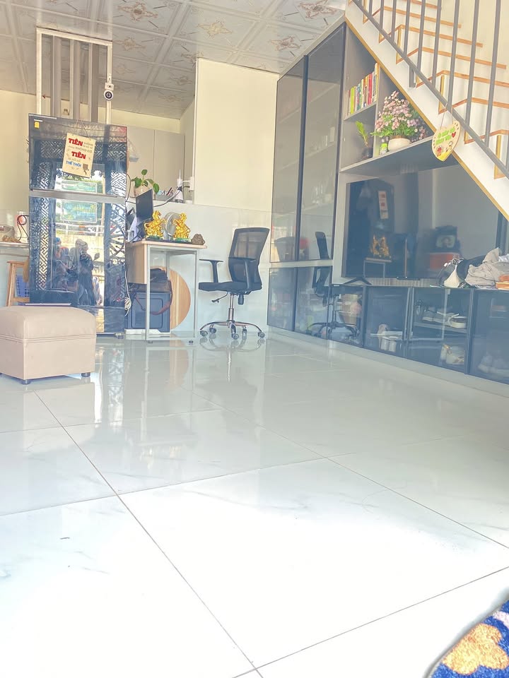 Nhà phố Linh Trung Thủ Đức 60m² giá 1.95 tỷ - Nhà mới chính chủ, đầy đủ nội thất!