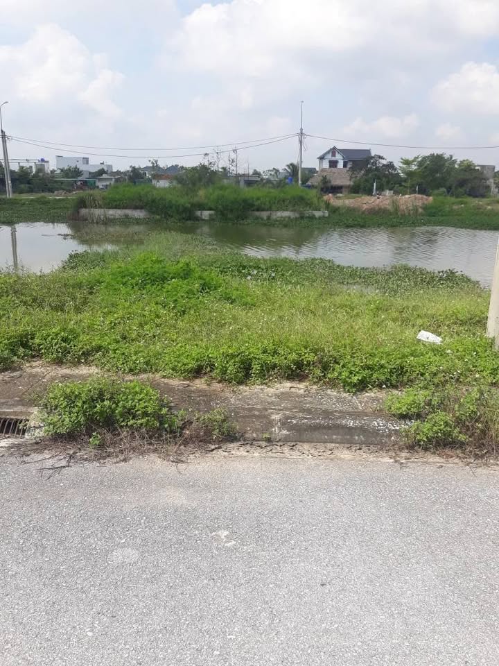 Lô biệt thự Tân Đoài, Quảng Xương 375m² giá 6 tỷ - Cơ hội đầu tư hiếm có!