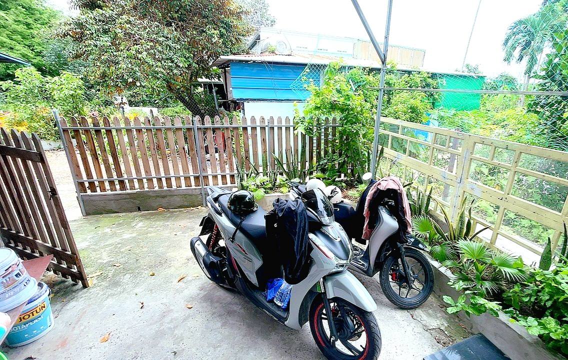 Nhà phố Phước Bình Thủ Đức 47m² giá 4.3 tỷ - Sổ riêng, tiện ích đa dạng!