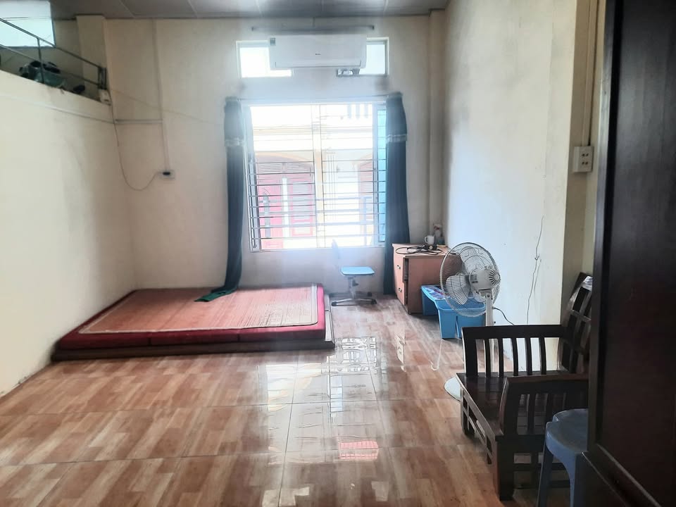 Phòng cho thuê tại Quan Hoa, Cầu Giấy 30m² - Không gian thoáng đãng, tiện nghi đầy đủ!