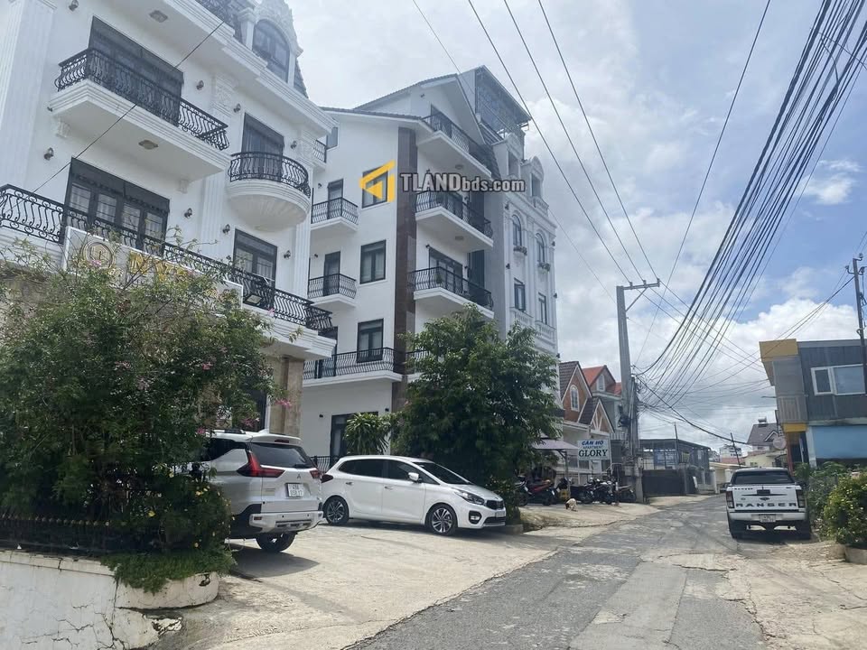 Đất nền mặt tiền đường Trạng Trình, Đà Lạt 937m² giá 52 tỷ - Cơ hội đầu tư hấp dẫn!