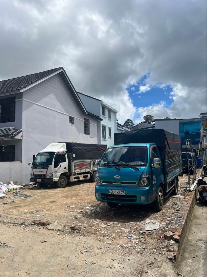 Bán đất 2 mặt tiền Phan Chu Trinh, Đà Lạt 281m² - Pháp lý sổ riêng, giá chỉ 12 tỷ!