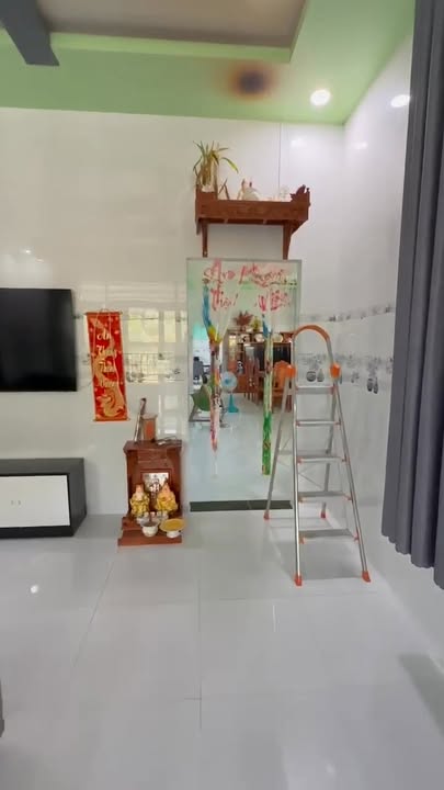 Nhà đẹp 8x27m tại Tân Định, Bến Tre - Giá chỉ 1.55 tỷ, full nội thất!