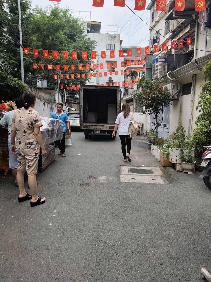 Bán nhà tập thể Kim Giang 75m² giá 4 tỷ - Tiện ích ngập tràn, công năng tối ưu!