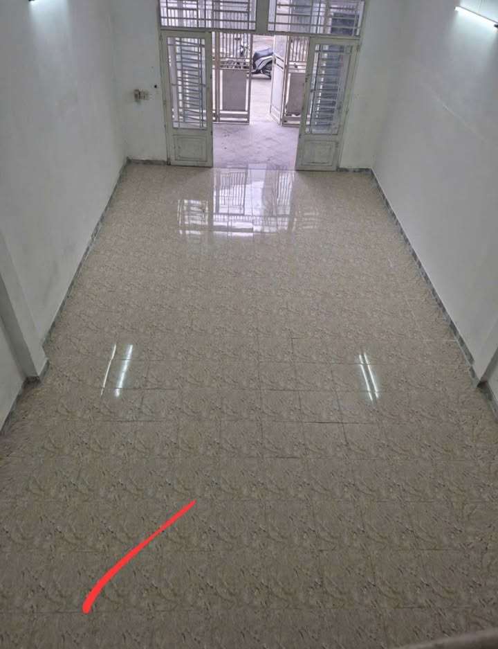 Nhà cho thuê Lê Trọng Tấn 100m² giá 11 triệu - Phù hợp làm văn phòng công ty