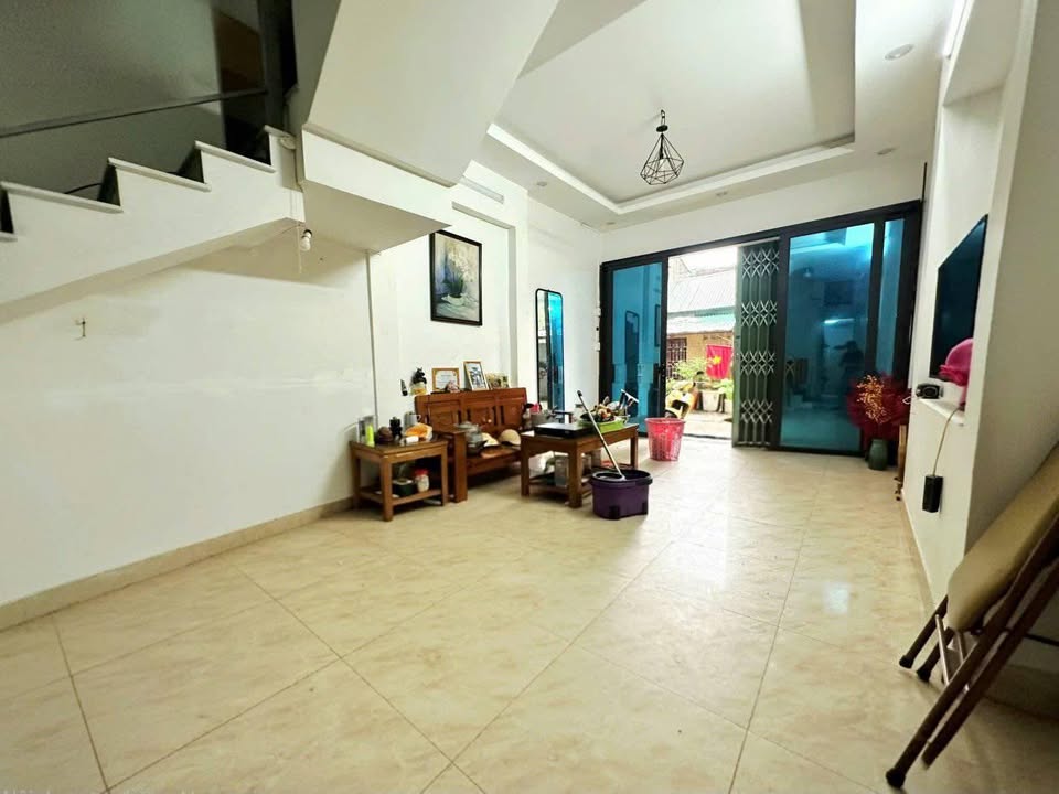 Nhà 2 tầng tại Ngọc Trạo - Thanh Hóa giá 3 tỷ - Thiết kế thông minh, tiềm năng sinh lời!