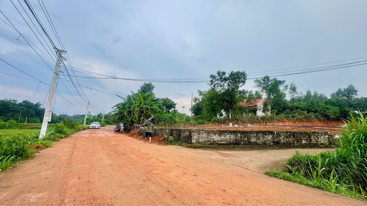 Đất nền Liễn Sơn Lập Thạch 100m² giá 600 triệu - Công chứng ngay trong ngày!