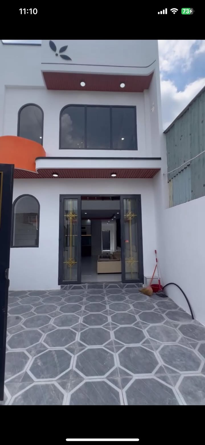 Nhà phố Cộng Đồng Lộc Hậu 100m² giá 2.25 tỷ - Tiện ích đầy đủ, pháp lý rõ ràng!