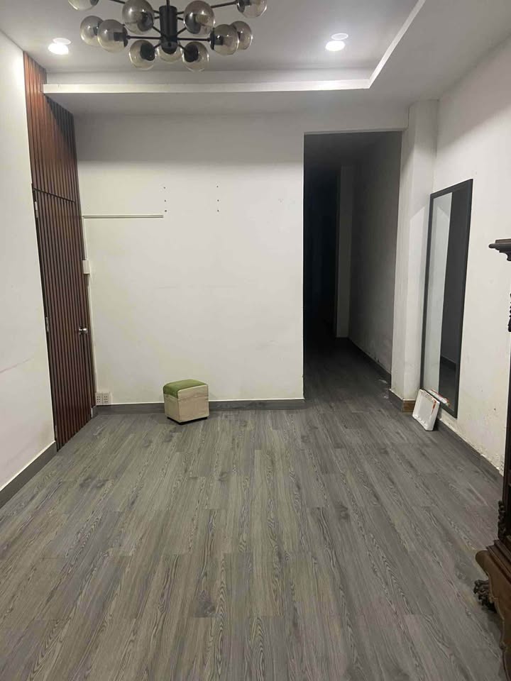 Nhà mặt tiền đường Phạm Văn Hai, Bình Chánh 103m² giá 7.9 tỷ - Thích hợp kinh doanh đa ngành nghề!