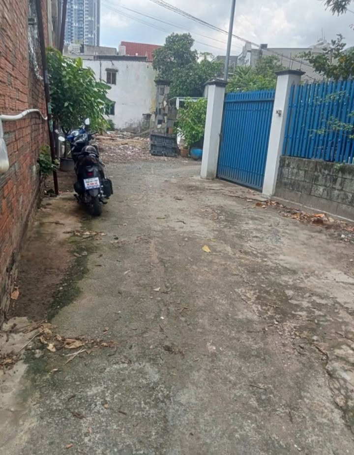 Đất thổ cư 868m² hẻm xe hơi Linh Trung, Thủ Đức giá chỉ 35 tỷ - Cơ hội đầu tư hiếm có!
