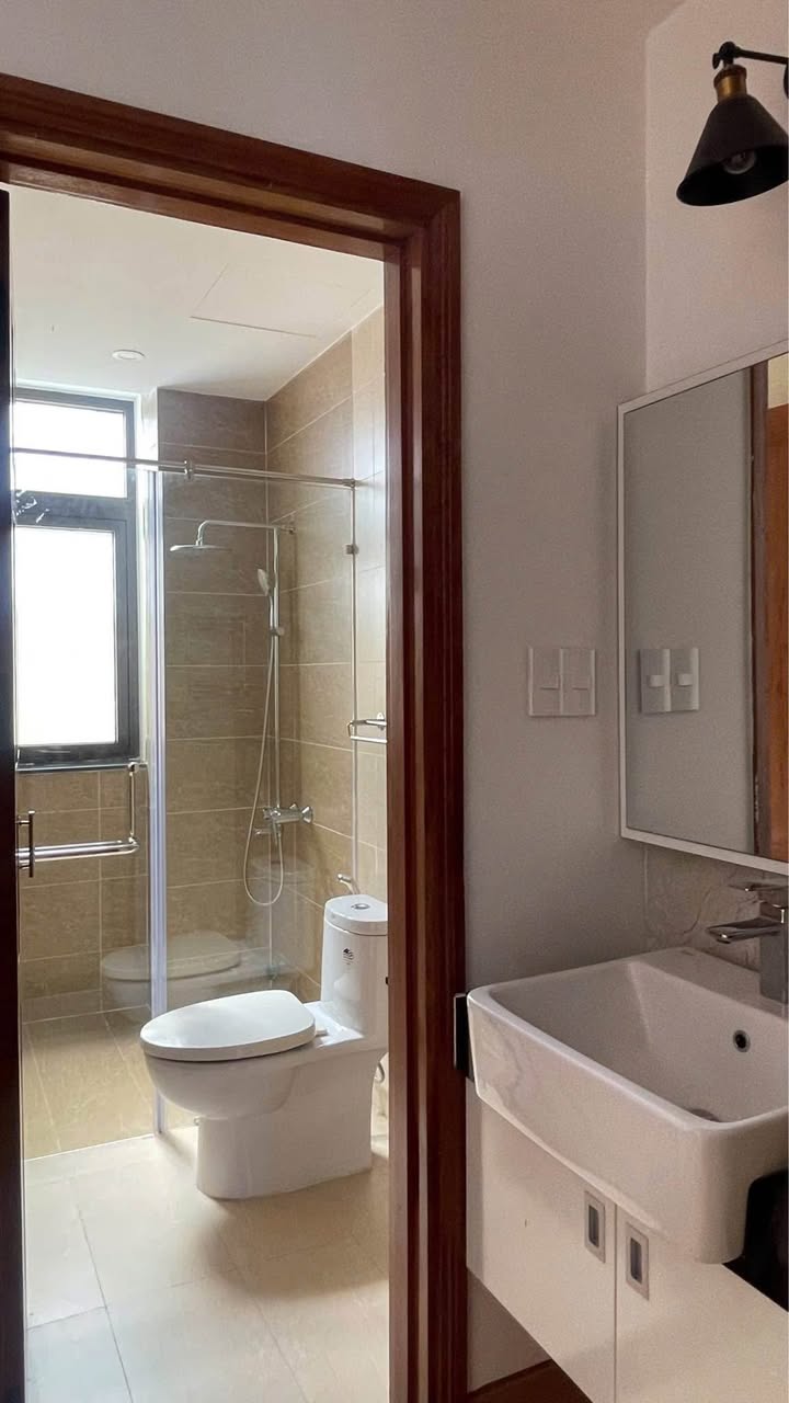 Bán tòa căn hộ đường Phạm Văn Đồng 74m² giá 23 tỷ - Đầu tư sinh lời tốt!