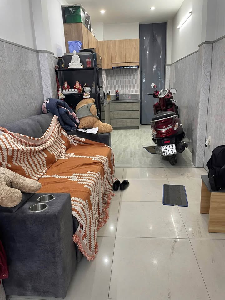 Nhà 4 tầng Lý Thường Kiệt, Tân Bình 32m² - Nội thất đẹp, vào ở ngay!