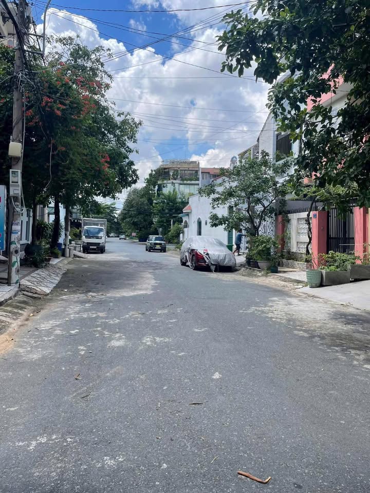 Đất nền Hiệp Bình Chánh 105m² giá 13 tỷ - Sổ hồng riêng, thổ cư 100%!