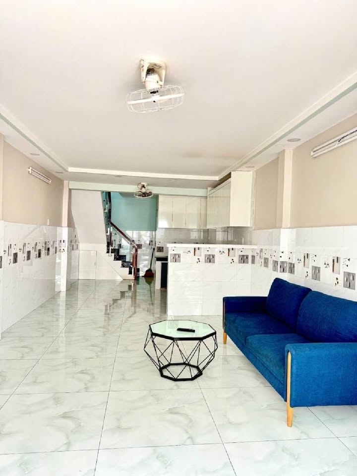 Nhà phố Quận 8, 40m² chỉ 4,99 tỷ - Chính chủ bán gấp!