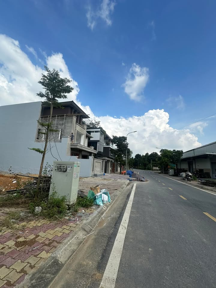 Đất phân lô Tân Hà Tuyên Quang 204m² giá 7 tỷ - Tiềm năng kinh doanh lớn!