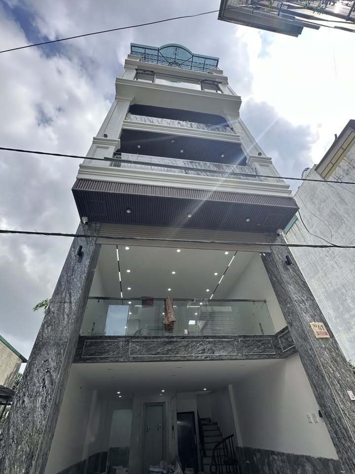 Nhà phố Vĩnh Hưng, Hoàng Mai 70m² giá 21.8 tỷ - Mặt tiền bề thế, kinh doanh nhỏ