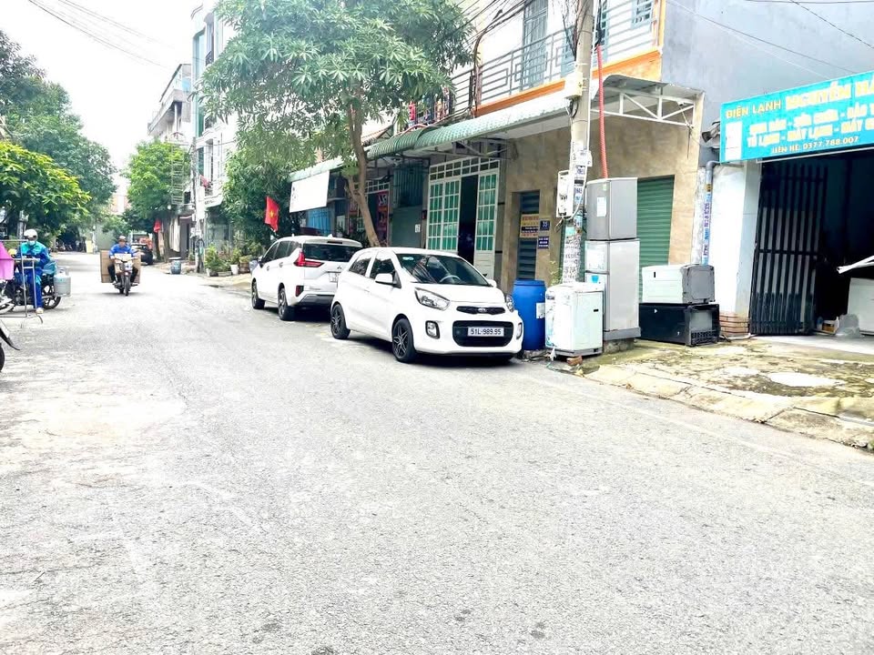 Nhà mặt tiền CHDV Nguyễn Trãi 90m² giá 6.35 tỷ - Đầu tư sinh lời ngay!