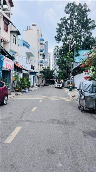 Nhà mặt tiền đường Nguyễn Thị Thập, quận 7, 75m² giá 13.8 tỷ - Đầu tư sinh lời ngay!