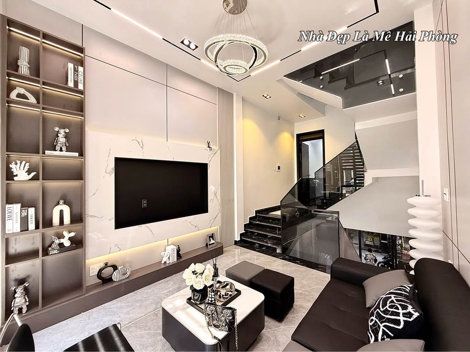 Nhà phố Hàng Kênh - Lạch Tray 45m² giá 5.15 tỷ - Kinh doanh sầm uất!