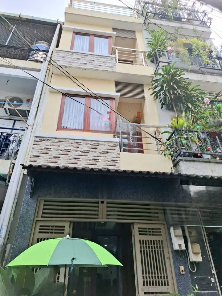 Nhà mặt tiền kinh doanh Bùi Thị Xuân, Tân Bình 39m² giá chỉ 11 tỷ - Cơ hội vàng cho đầu tư!