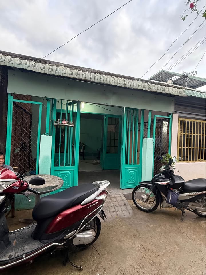 Nhà cho thuê hẻm ô tô đường Thạnh Xuân 48, 68m², giá 4 triệu/tháng - Sẵn sàng vào ở!