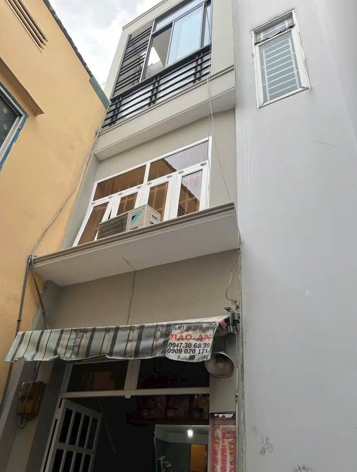 Nhà mặt tiền Phan Xích Long, Quận 11, 26,6m² - Cơ hội đầu tư tuyệt vời!