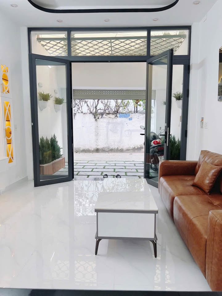 Nhà phố Phú Thuận quận 7, 61m² giá 7 tỷ - Chính chủ, sổ hồng riêng!