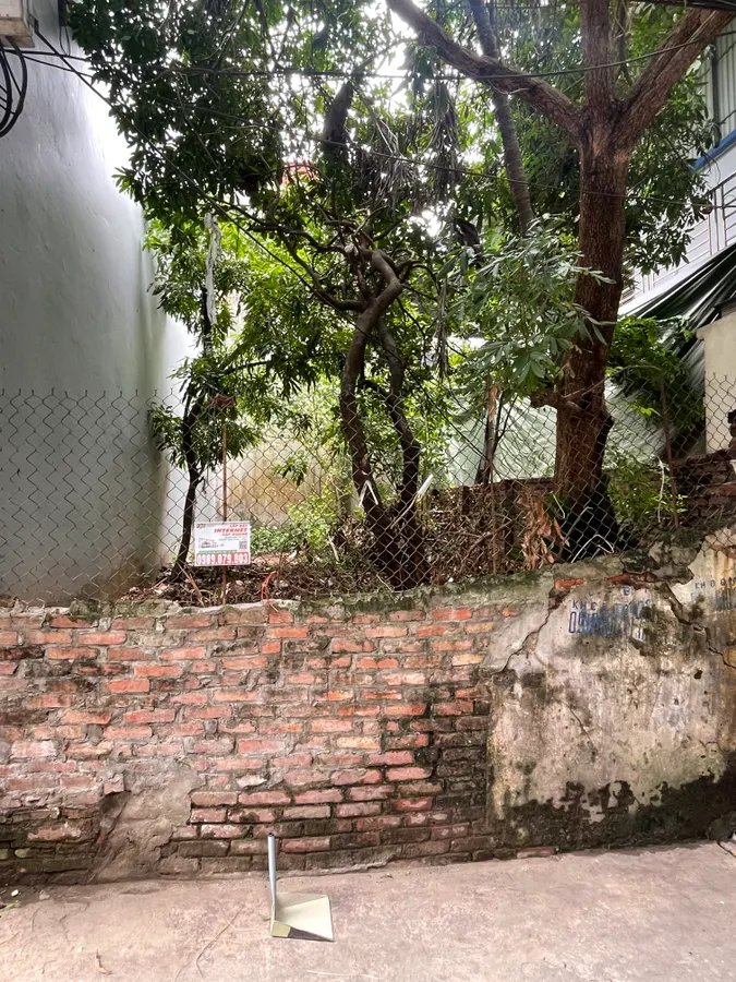 Đất Bắc Cầu Long Biên 63m² giá 6.8 tỷ - Vị trí đắc địa, ô tô tránh!