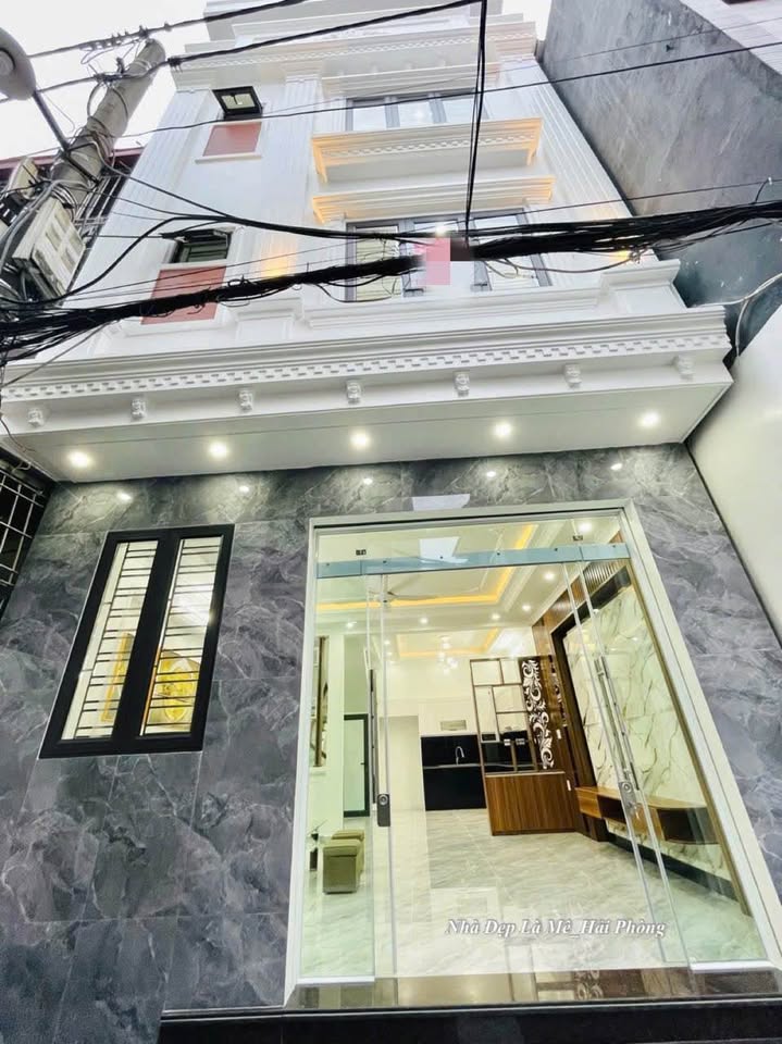 Nhà mặt ngách Miếu 2 Xã 4 tầng giá 3 tỷ - Phù hợp mở spa, móng mi!